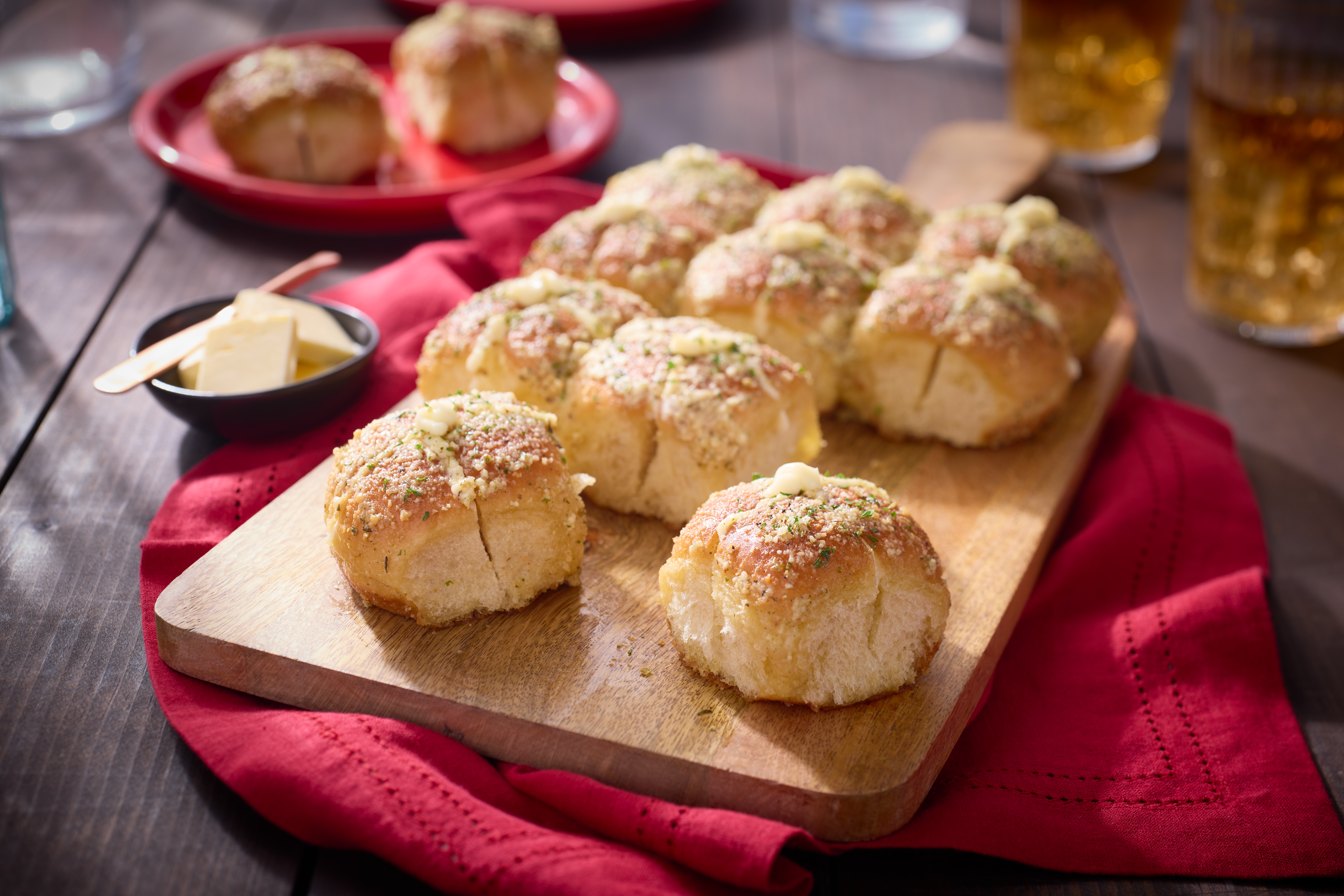Korean Style Cream Cheese Pull-Apart Garlic Buns Recipe